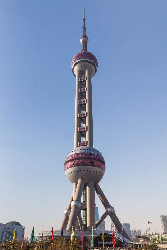 Oriental_Pearl_Tower_in_Shanghai